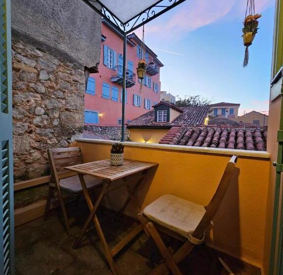 발코니 수피리어 룸, Kallisti Luxury Rooms