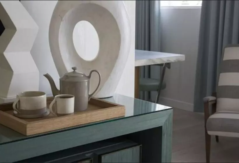 اتاق لوکس, Avalon Hotel Beverly Hills, A Member Of Design Hotels