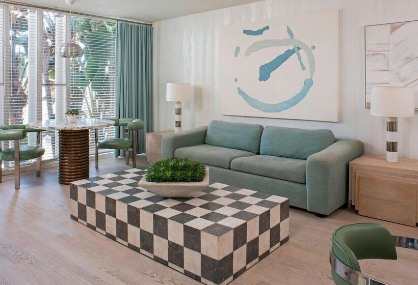 스위트, Avalon Hotel Beverly Hills, A Member Of Design Hotels