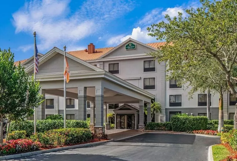 身障者適用スイートルーム, La Quinta By Wyndham Bonita Springs Naples North
