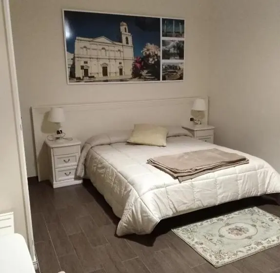 スタンダード４人部屋, Domus Al Corso Con Servizio B&b