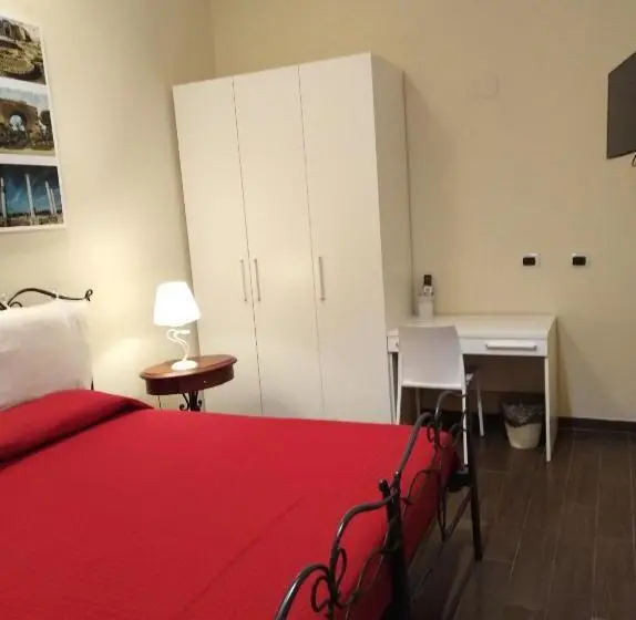 スタンダードトリプルルーム, Domus Al Corso Con Servizio B&b
