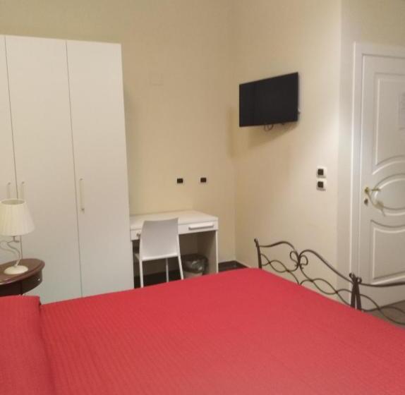 اتاق استاندارد سه نفره, Domus Al Corso Con Servizio B&b