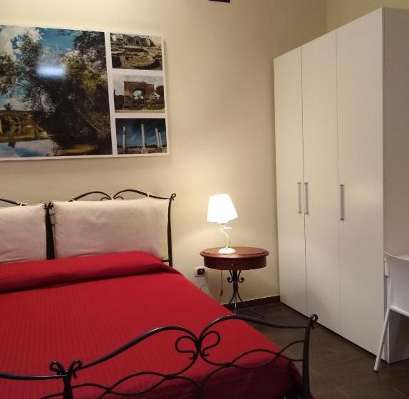 Номер Стандарт Трехместный, Domus Al Corso Con Servizio B&b