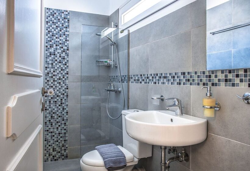 إستوديو قياسى سرير مزدوج, Alkyoni Studios