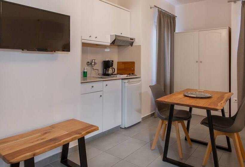 إستوديو قياسى سرير مزدوج, Alkyoni Studios