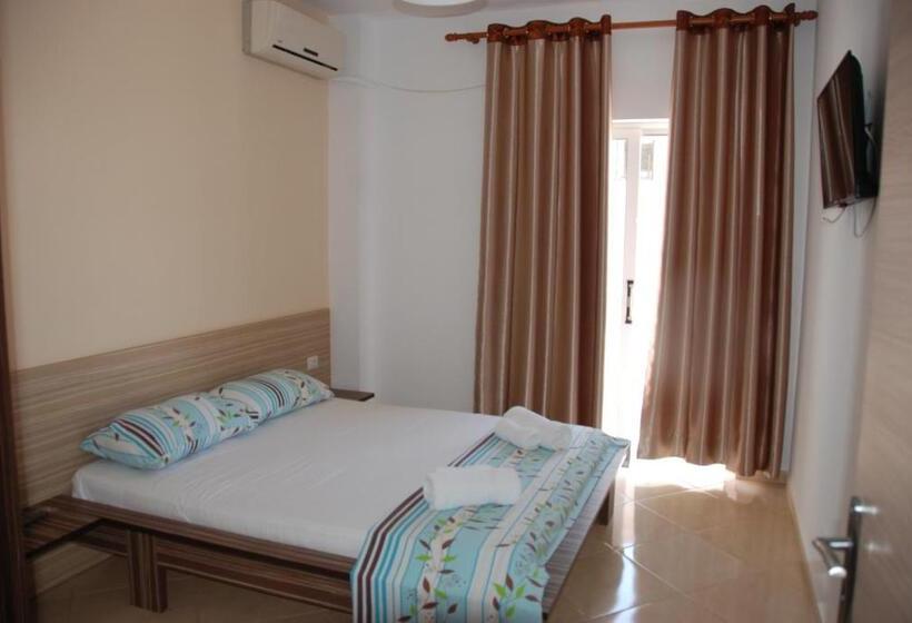 غرفة عائلية ذات إطلالة جانبية على البحر, Edola