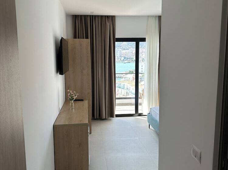 غرفة ديلوكس مطلّة علي البحر, Edola