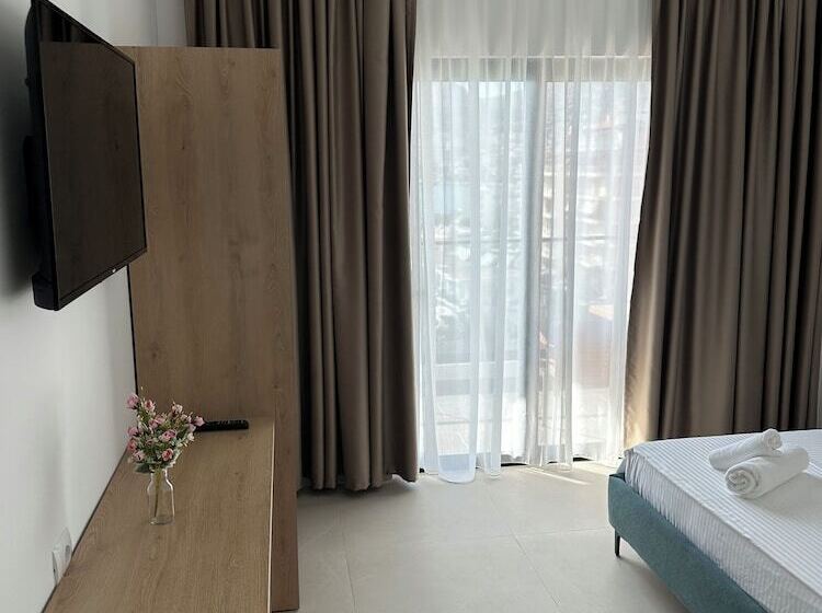 غرفة ديلوكس مطلّة علي البحر, Edola