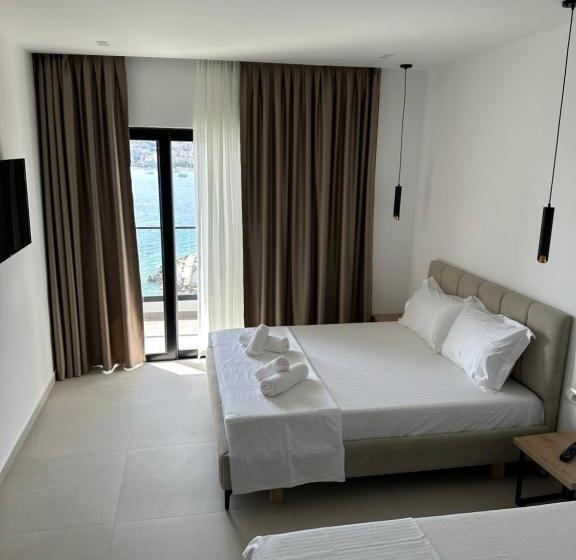 غرفة ديلوكس ثلاثية, Edola