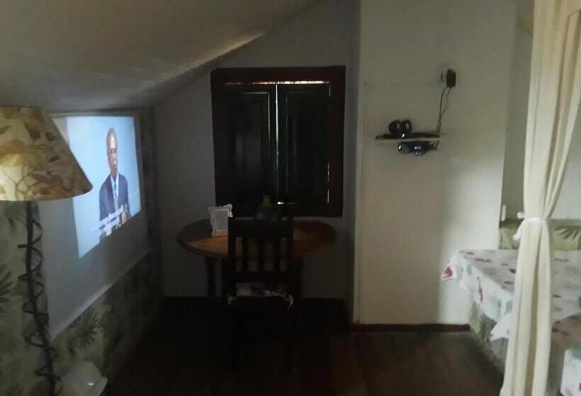 家庭间, Pousada Arte Colonial   Casarão Histórico Do Séc Xviii   Lancha Própria