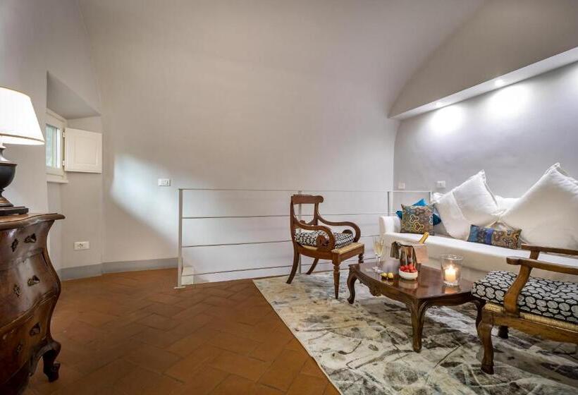 آپارتمان 1 خوابه همکف, Palazzo Ridolfi   Residenza D Epoca