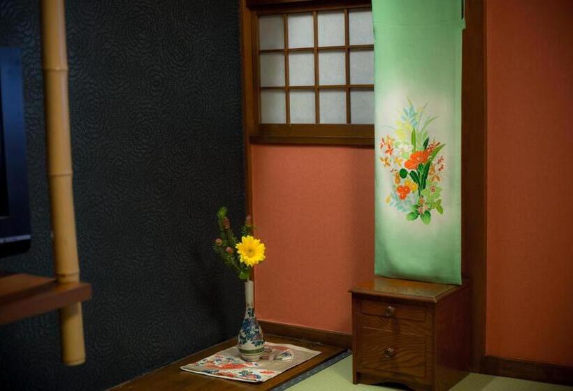 غرفة قياسية, Kinosaki Onsen Hanakouji Saigetsu