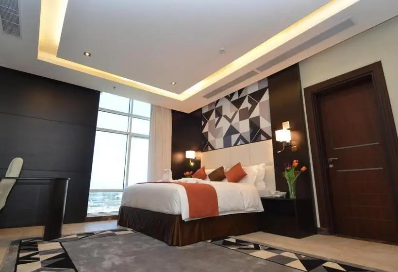 ３ベッドルームアパートメント, Bayat Suites