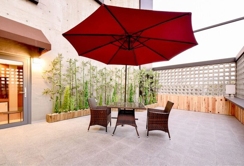 اتاق استاندارد با تراس, Blanc Business