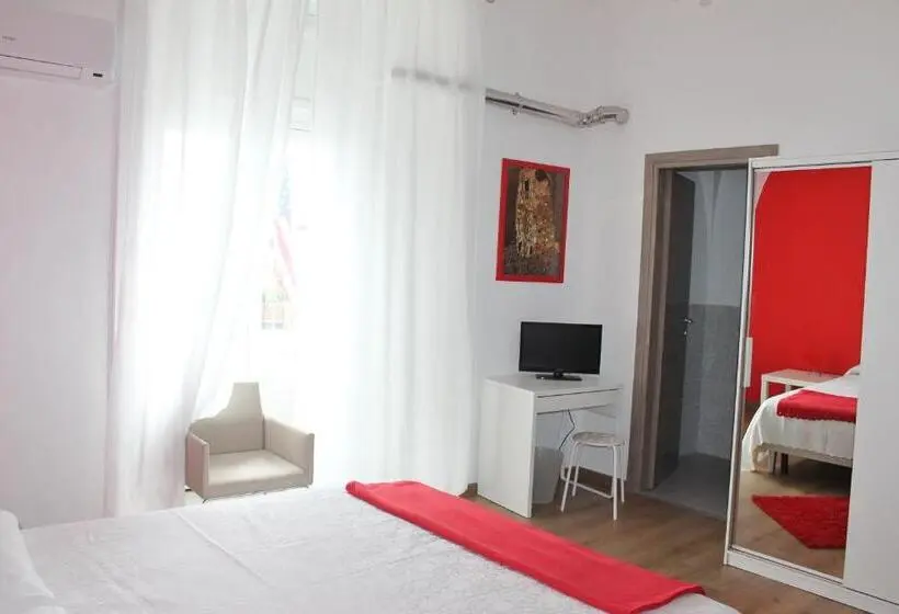اتاق استاندارد با چشمانداز دریا, B&b Favola Mediterranea