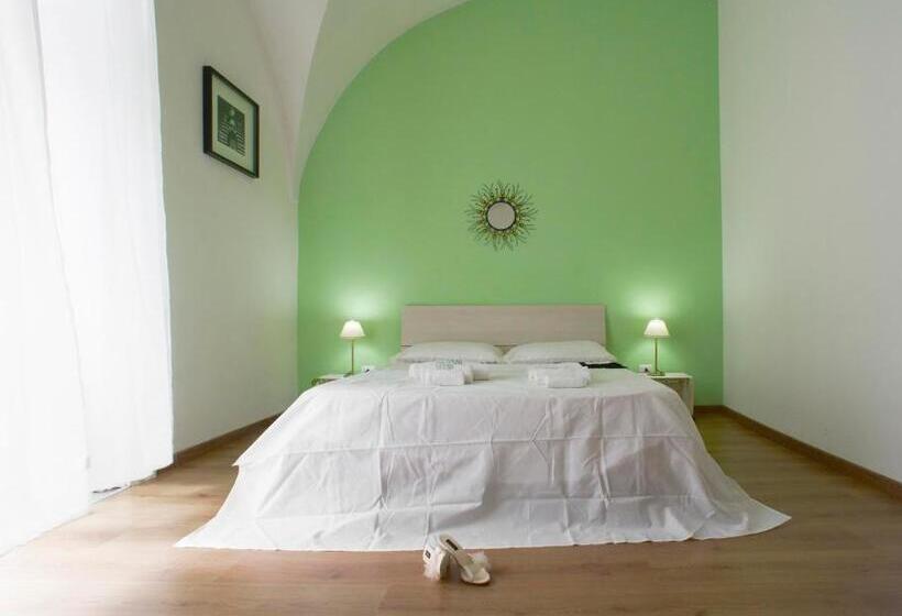 اتاق استاندارد سه نفره, B&b Favola Mediterranea