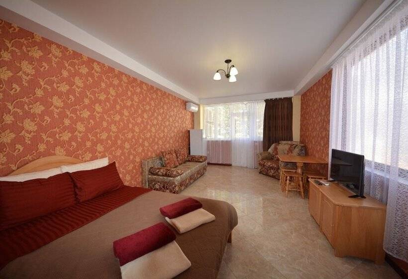 סטודיו סטנדרטי נוף לים, Guest House Irina