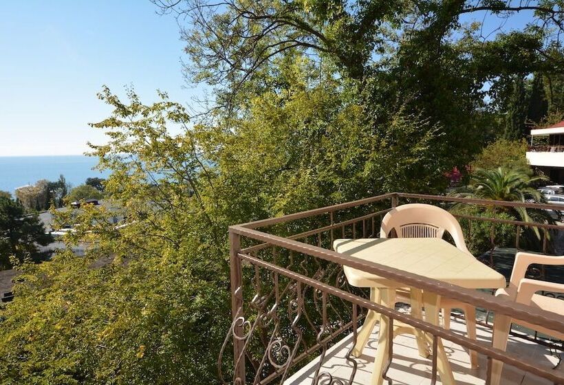 סוויטה נוף לים, Guest House Irina