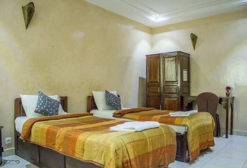 استودیوی استاندارد, Cabourg