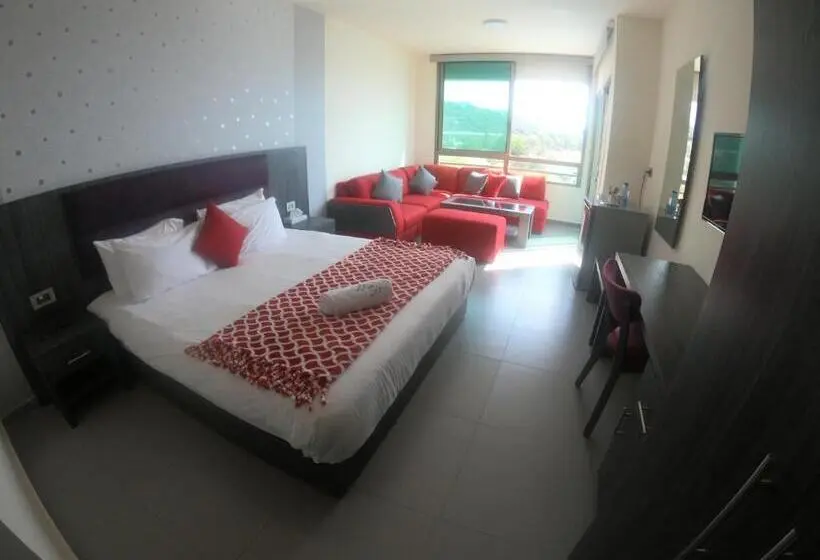 اتاق استاندارد با تخت بزرگ, Le Six Hotel And Resort
