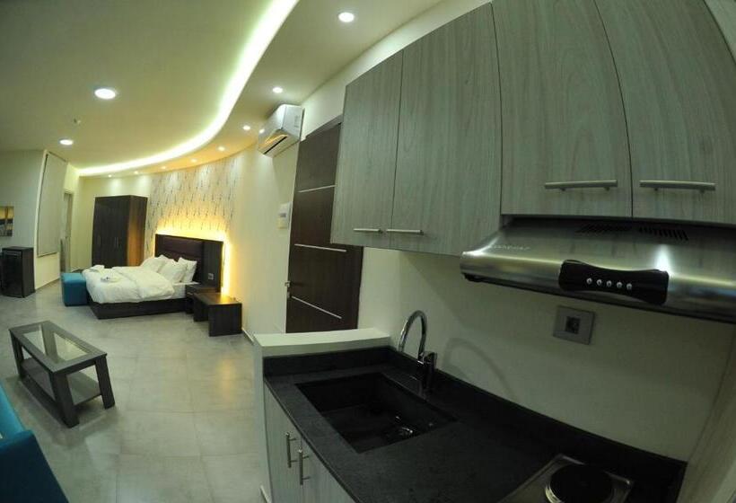 Standardzimmer Kingsize Bett, Le Six Hotel And Resort