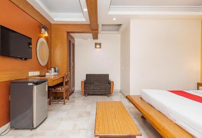 Номер Deluxe, Balwas