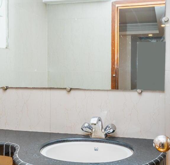 Номер Deluxe, Balwas