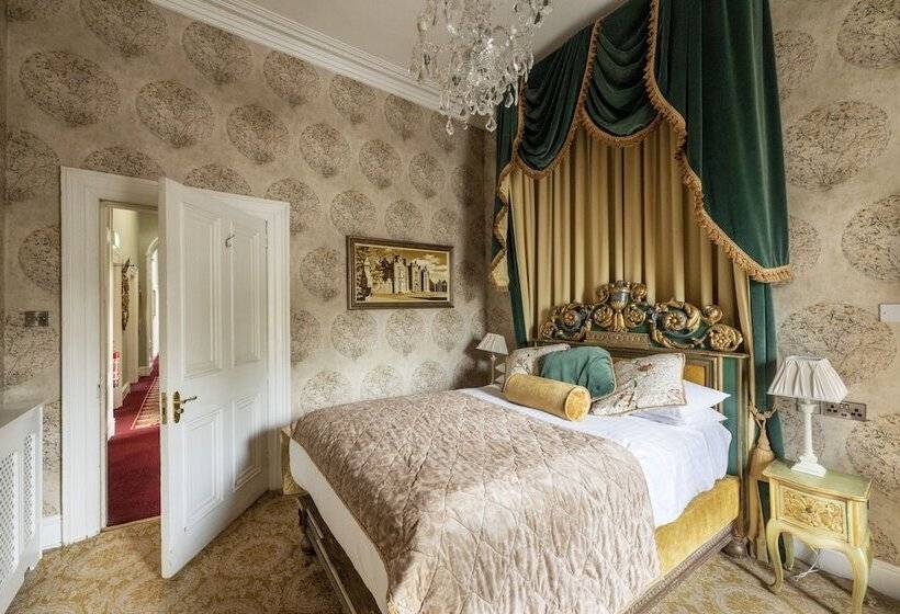 غرفة قياسية, Belleek Castle, Ballina