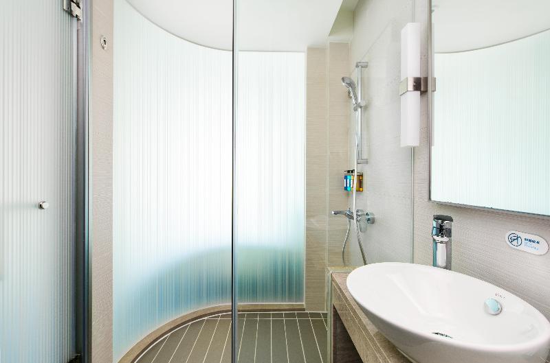 اتاق استاندارد, Holiday Inn Express Macau City Centre, An Ihg