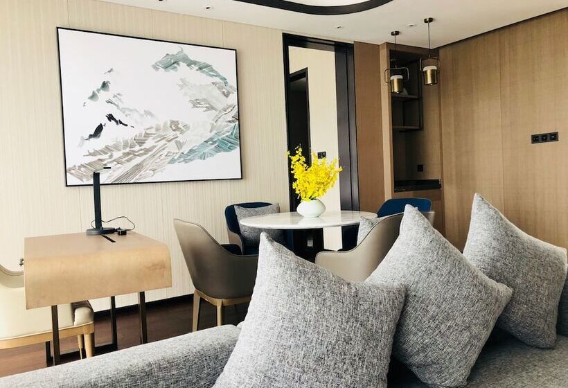 جناح ديلوكس, Artel Yunfu