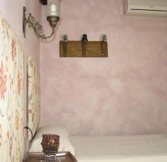 Talo 4 Makuuhuonetta, Agroturismo  La Bardena Blanca Ii