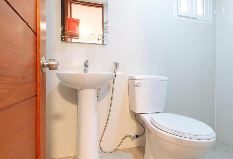 اتاق استاندارد, Reddoorz Near Pnr Espana Station