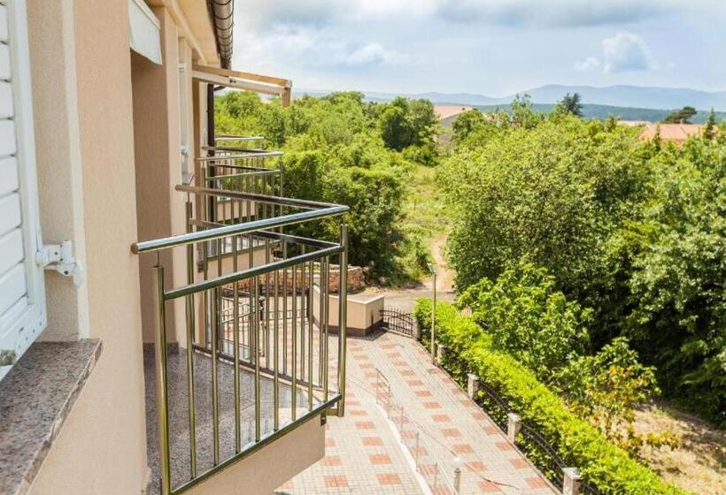 이코노미 룸, B&b Pansion Vago