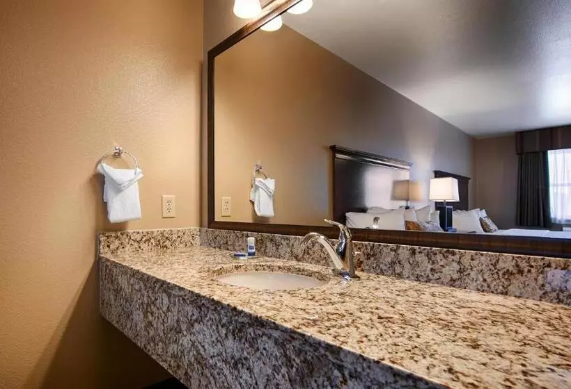 ジュニアスイート, Best Western Fallon Inn & Suites