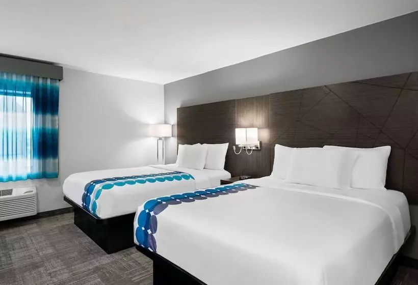 اتاق لوکس, La Quinta Inn By Wyndham Indianapolis Airport Executive Dr