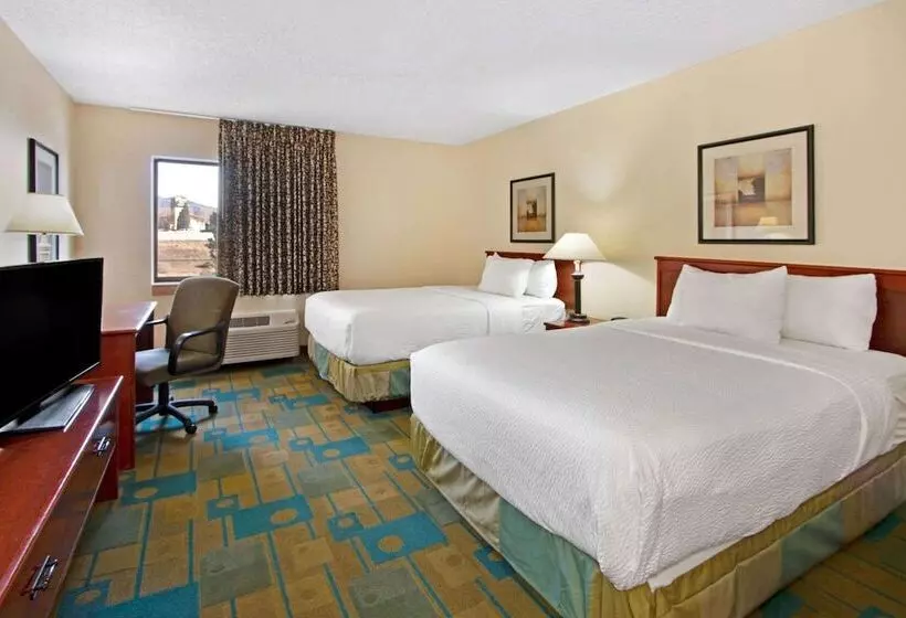 デラックスルーム, La Quinta By Wyndham Albuquerque Journal Ctr Nw