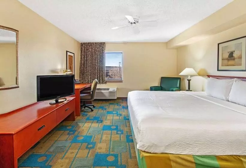 デラックスルーム, La Quinta By Wyndham Albuquerque Journal Ctr Nw