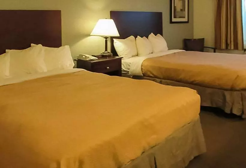 2ダブルベッドのスタンダードルーム, Quality Inn Winder, Ga