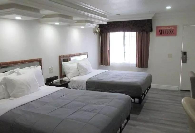 ２ダブルベッドのスタンダードルーム, Rodeway Inn
