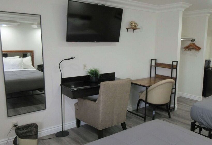 스탠다드 룸 더블 침대 2개, Rodeway Inn