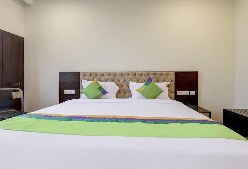 스탠다드 룸, Treebo The Horizon Kankanady