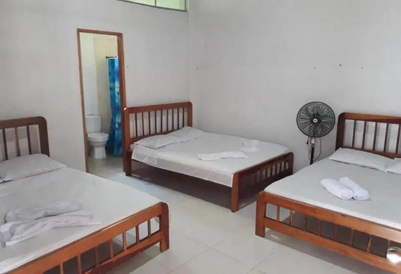 スタンダードトリプルルーム, Hostal Zurymar Capurganá