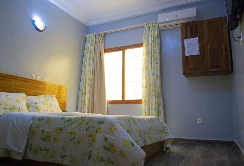 اتاق استاندارد, Lewi