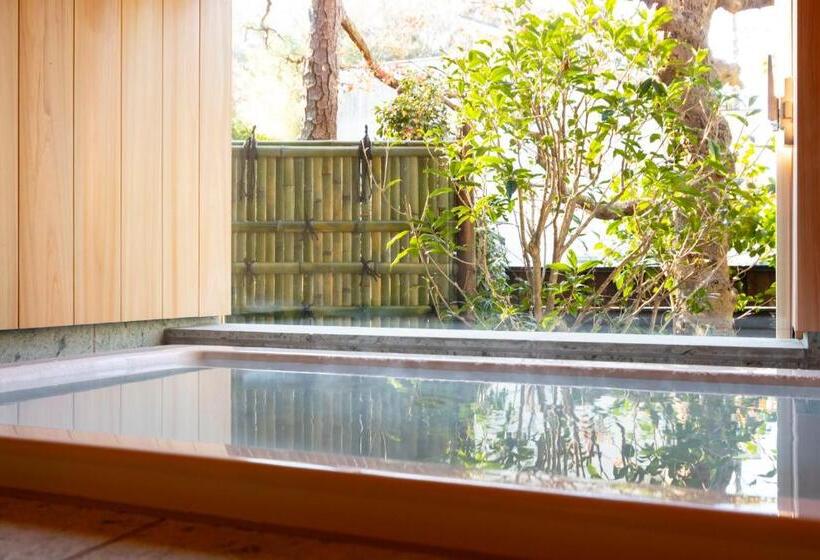 جناح مطلّ علي الحديقة, Kamakura Cocon