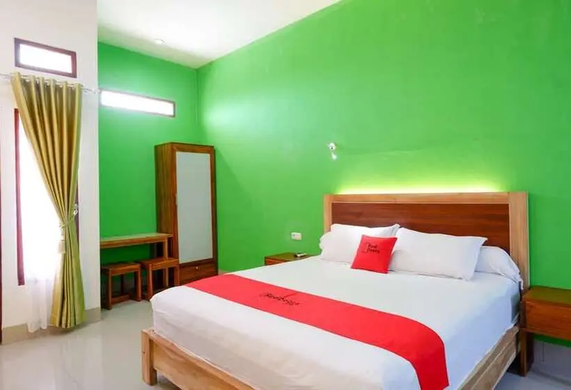 スタンダードルーム, Reddoorz Near Taman Makam Pahlawan Tatura