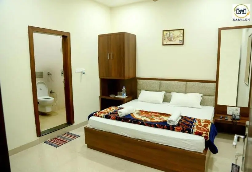 デラックスルーム, Babylon Regency, Opp Krishna Janmasthan Temple