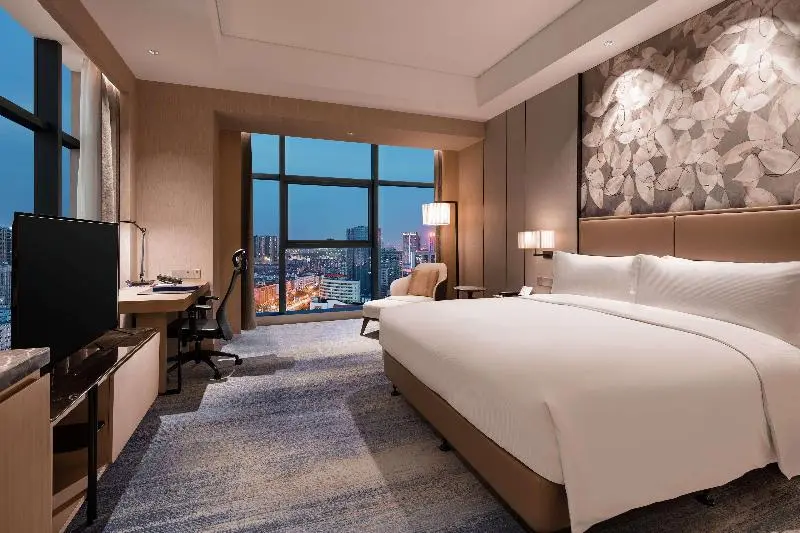 キングサイズベッドのスタンダードルーム, Doubletree By Hilton Yangzhou