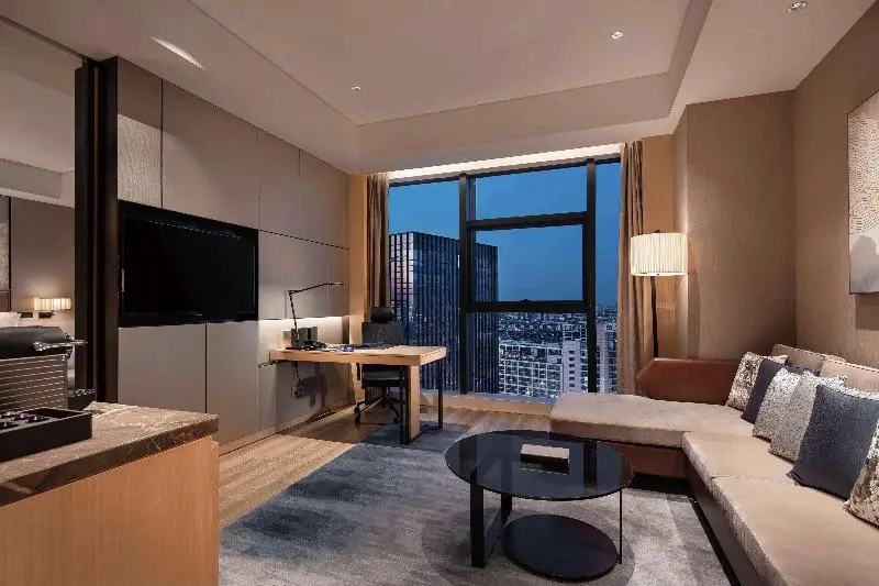 キングサイズベッドのスイートルーム, Doubletree By Hilton Yangzhou