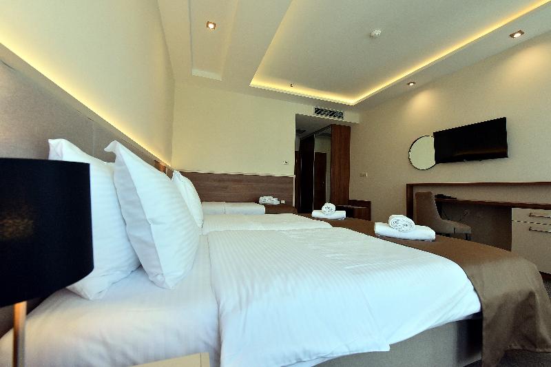 Standard Room, Lazaro